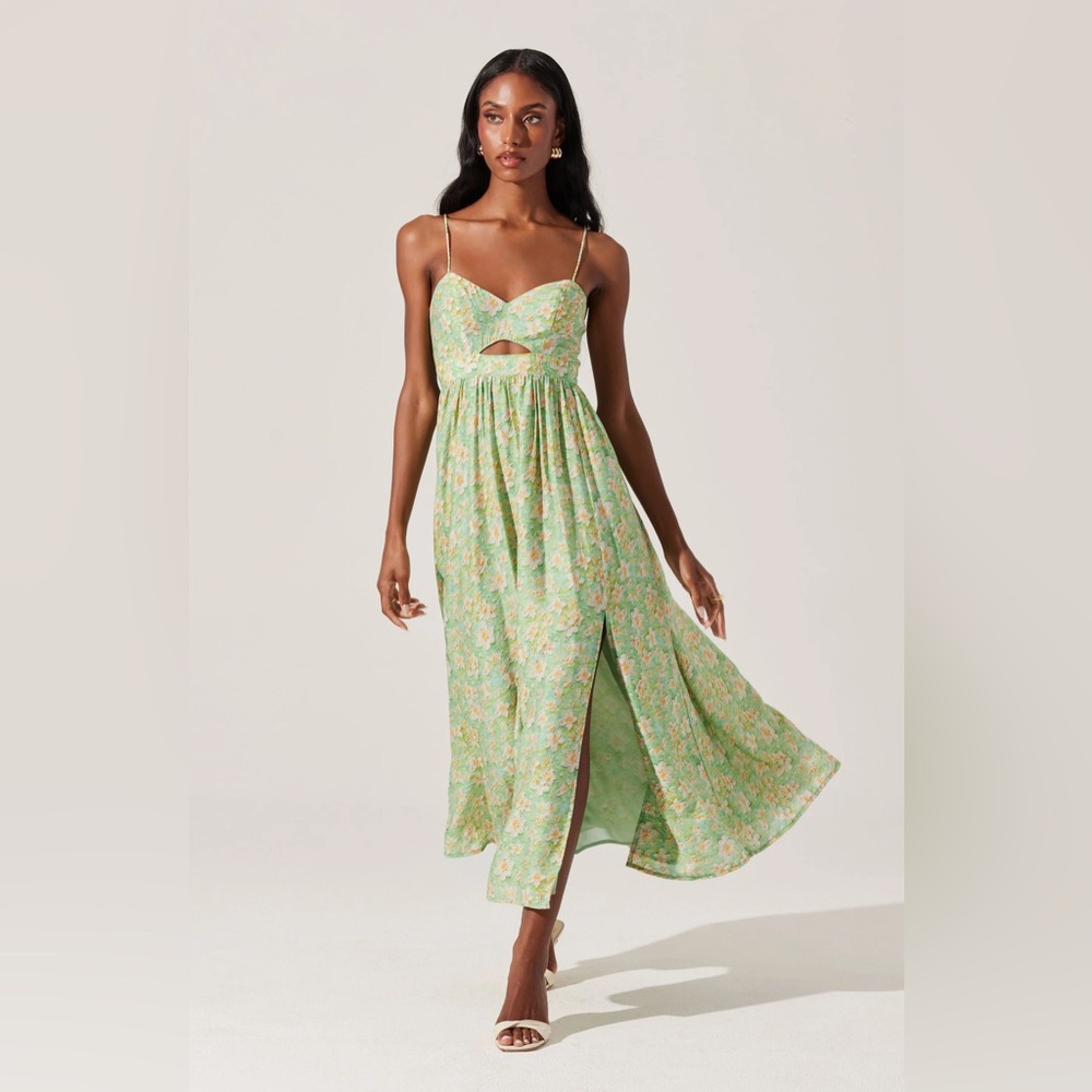 ASTR the Label front cutout floral midi dress size S